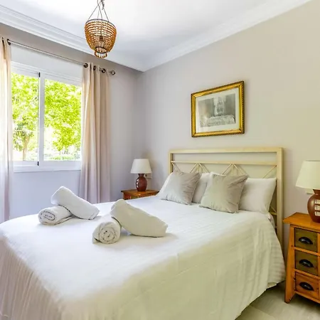 Oleholidays Costa Nagueles 2 Milla De Oro Апартаменты